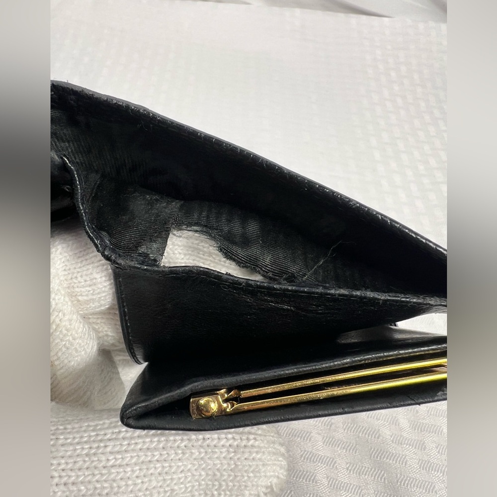 1101: Vintage Chanel Black Caviar Long Wallet Snap Closure: serial removed - Picture 12 of 13